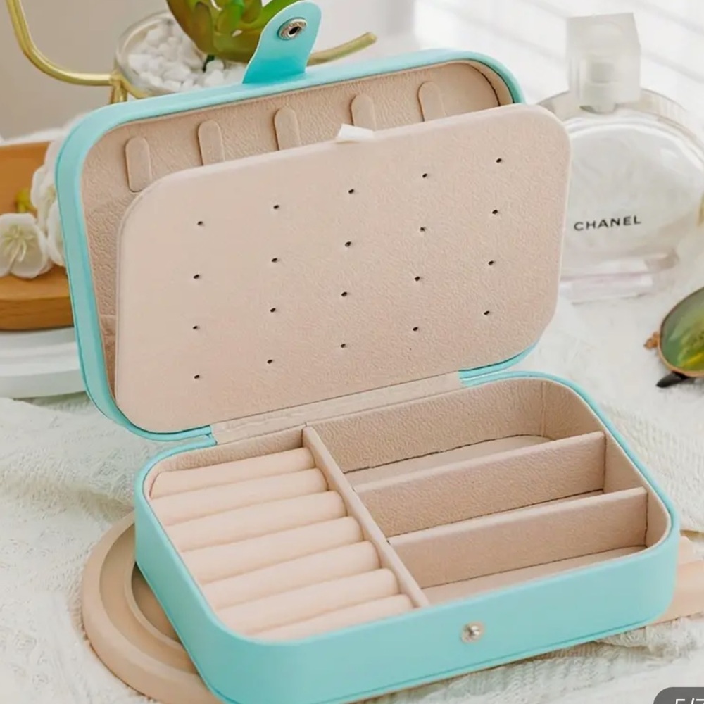 Portable Faux Leather Jewelry Organizer - 3-Layer Travel Case